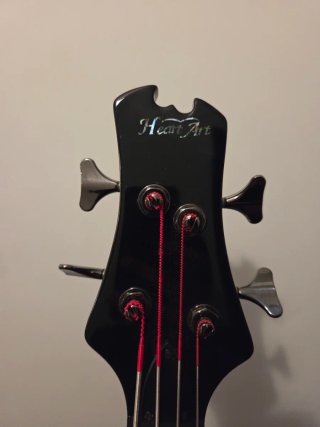 Bajo Heart Art 4 cuerdas