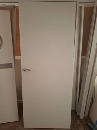 Puerta maciza 82cm