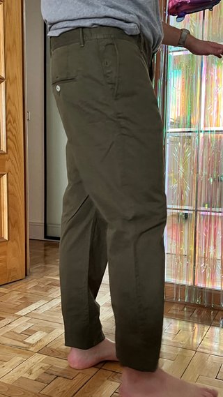 Pantalón verde oliva nuevo
