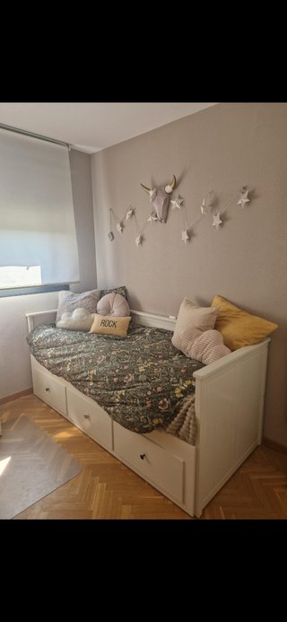 Cama diván Hemnes 200x80  con cajones ikea. Urge V
