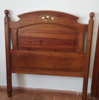 Muebles de madera estilo clásico