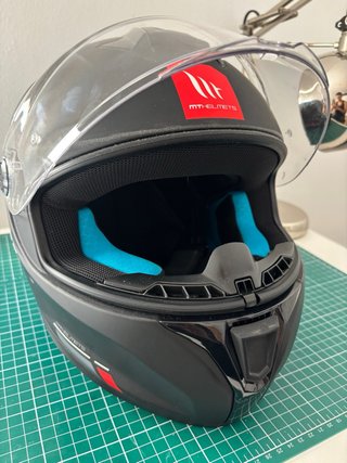 Casco MT Targo S DOT Talla M + guantes M de regalo