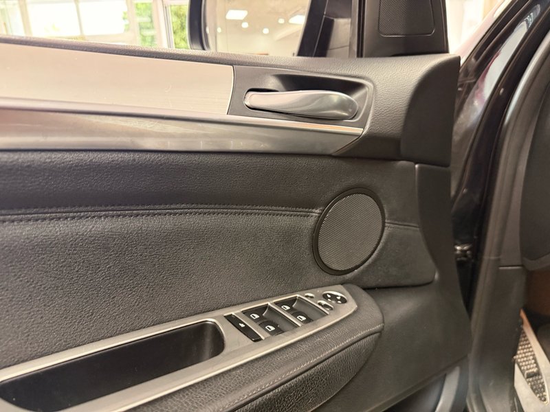 BMW X5 2010, foto 7