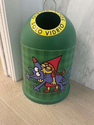 Contenedor de vidrio verde