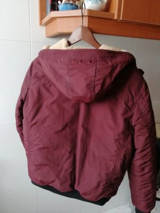 Cazadora Pull&Bear Roja Talla M
