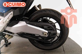 HONDA FORZA 750