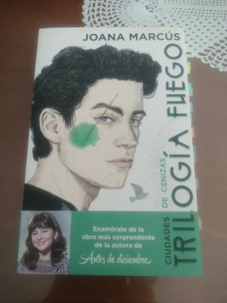 Trilogía Fuego 2. Ciudades de cenizas