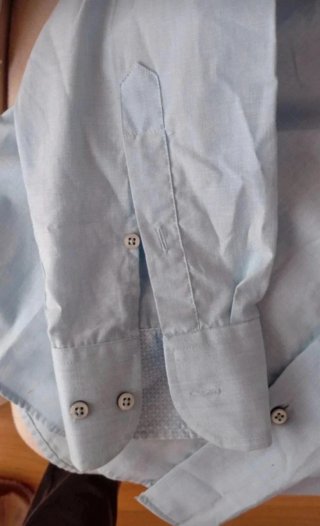 Lote 2 Camisas Formales Azul y Roja.