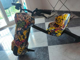 Patinete eléctrico drift con diseño