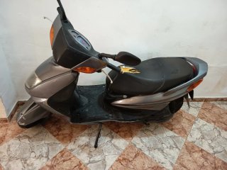 Yamaha Cygnus 125 Gris