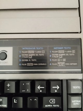 Máquina de Escribir Eléctrica Panasonic R194