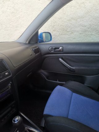 Volkswagen Golf 2002
