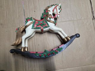 Caballo balancín decorativo