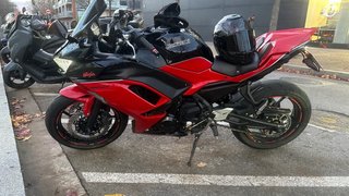 Kawasaki Ninja 650 40 Aniversario 2024
