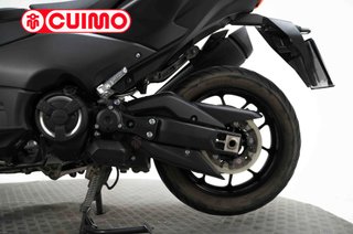 YAMAHA TMAX 560