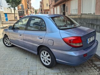 ✅️POCOS KM KIA Rio 2003✅️