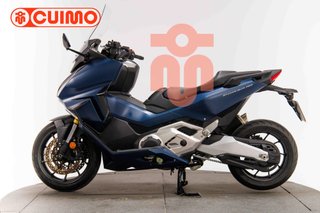 HONDA FORZA 750