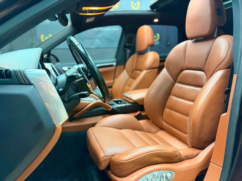 Porsche Cayenne 2016, foto 12