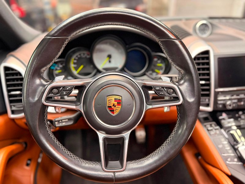Porsche Cayenne 2016, foto 17