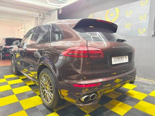Porsche Cayenne 2016