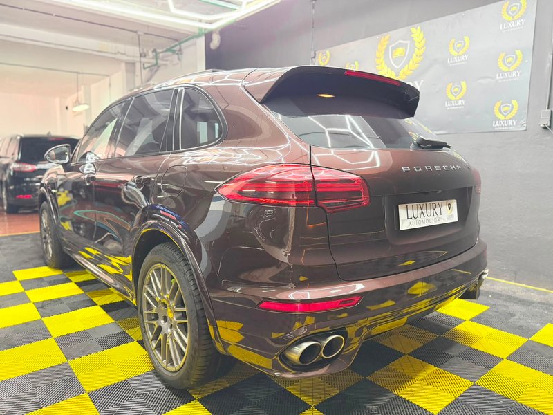 Porsche Cayenne 2016, foto 9