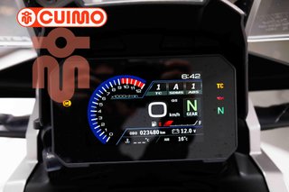 SUZUKI V-STROM 1050
