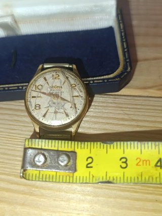 Reloj Dogma Prima Vintage Chapado Oro
