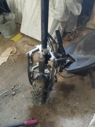 Moto tipo patinete (No funciona)