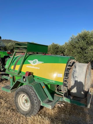 Tractor John Deere 6200 + lote de aperos
