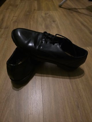 Zapatos de vestir negros Talla 39