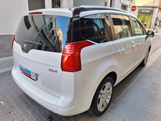 Peugeot 5008 "7 PLAZAS"