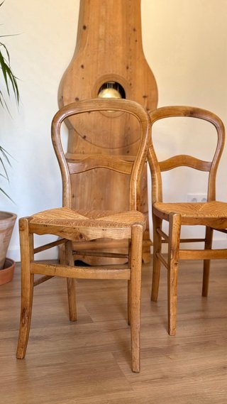 Sillas antiguas encordadas