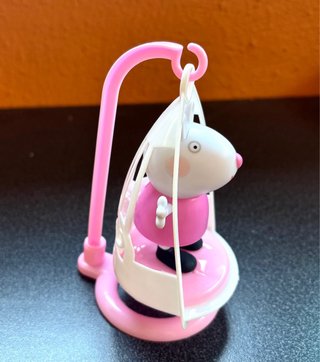 Peppa Pig con columpio