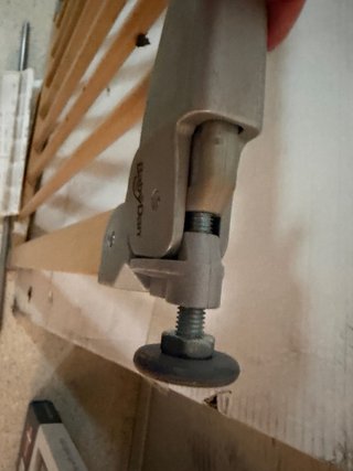 Barrera de seguridad madera y metal