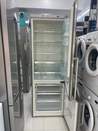 Nevera marca Bosch con garantía transporte