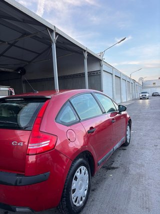 Citroen C4 2010 de motor perfecto 2500 negociable