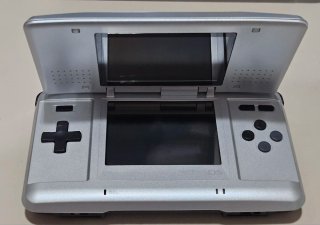 Nintendo DS Fat Plata con Cargador