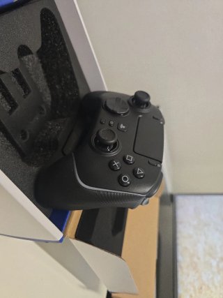 Mando Razer Wolverine V2 PRO