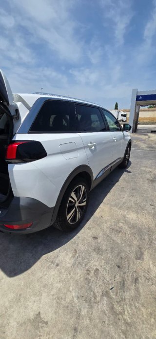 Peugeot 5008 2017