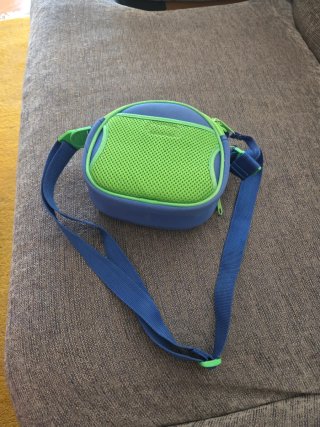 Bolsito Neopreno Benetton Azul y Verde
