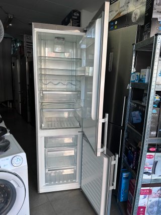 Nevera combi Electrolux con garantia transport