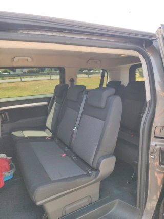 Peugeot Traveller 2019
