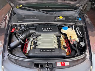 Audi A6 2005 3,2 255 CV PEGATINA B
