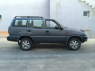 Llantas Ford Maverick / Nissan Terrano II