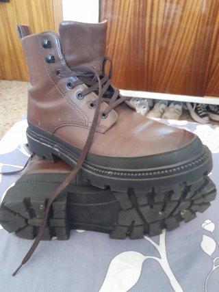 Botas de cuero Zara marrones