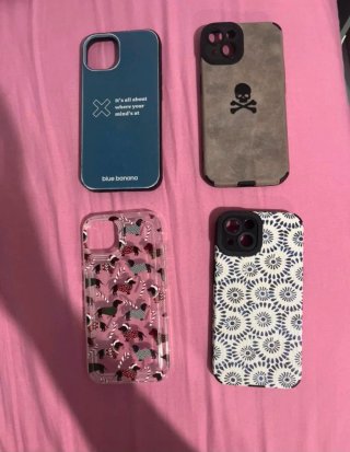 4 Fundas iPhone 13 (Blue Banana)