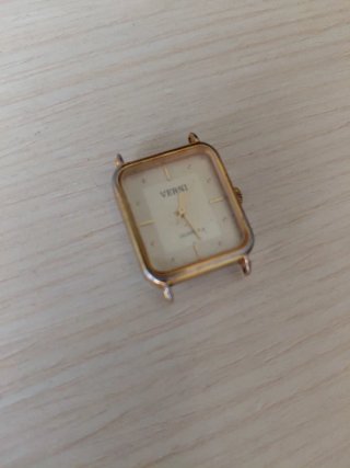 Reloj Verni Quartz