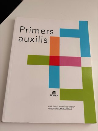 Lote de libros de grado medio farmacia y paraf