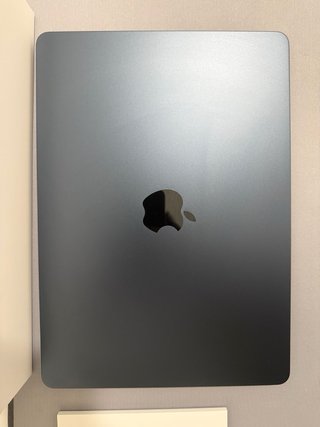 MacBook Air M3 grigio