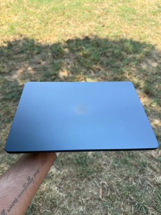 MacBook Air M3 grigio